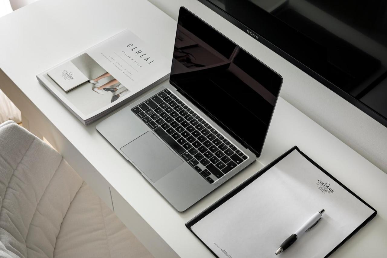 La Colombe Boutique Hotel Цуг Екстериор снимка